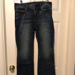 NWOT AE Kickboot Jeans